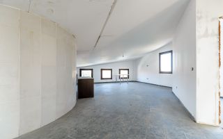 Clădire comercială în zona Grădiște. - Poză 37