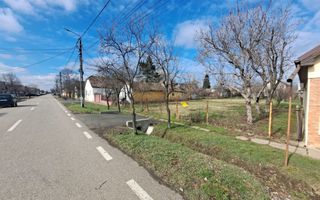 Teren imprejmuit pretabil pentru casa in vatra satului | Giarmata - Poză 1
