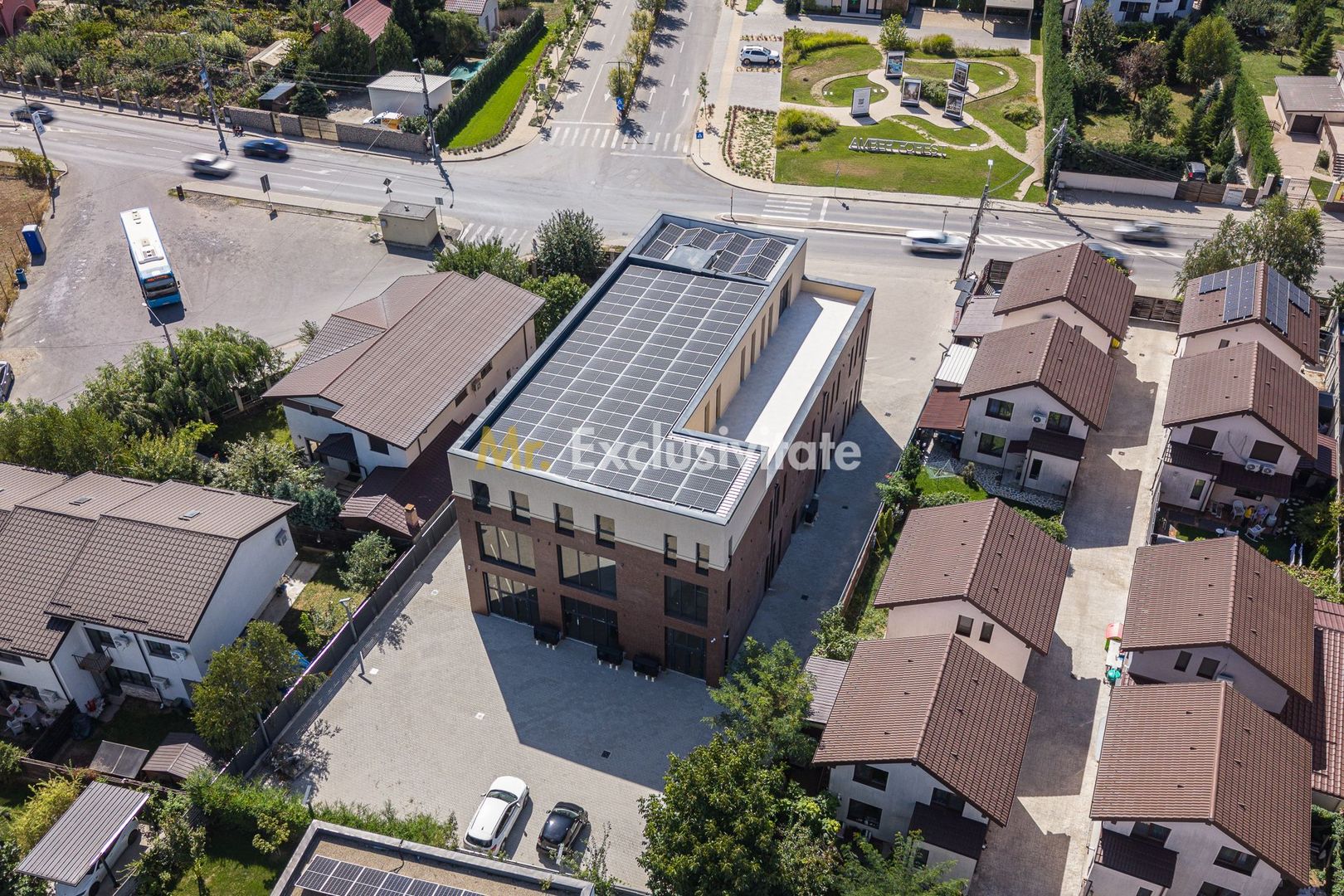 Spatiu comercial de la 14 euro de inchiriat Amber Forest Plaza - Poză 25