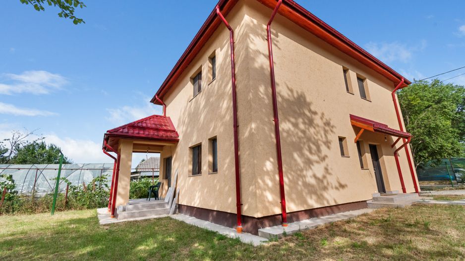 Snagov, Vilă elegantă, P+1+Pod, lot teren 500 mp, comision 0% - Poză 3