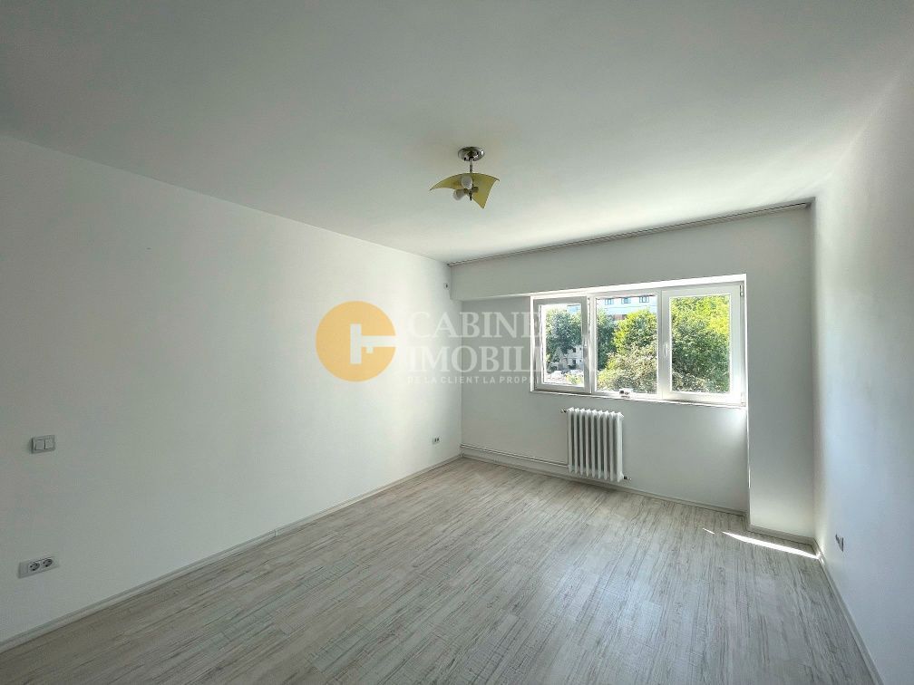 Etaj 3 Apartament 3 Camere Decomandat Belvedere Pizza-Nico Nicolina - Poză 2