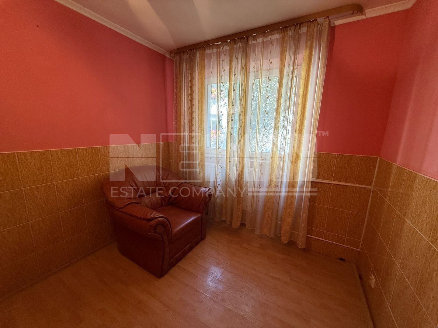 APARTAMENT 4 CAMERE | ETAJ 1 | Radauti - Poză 5