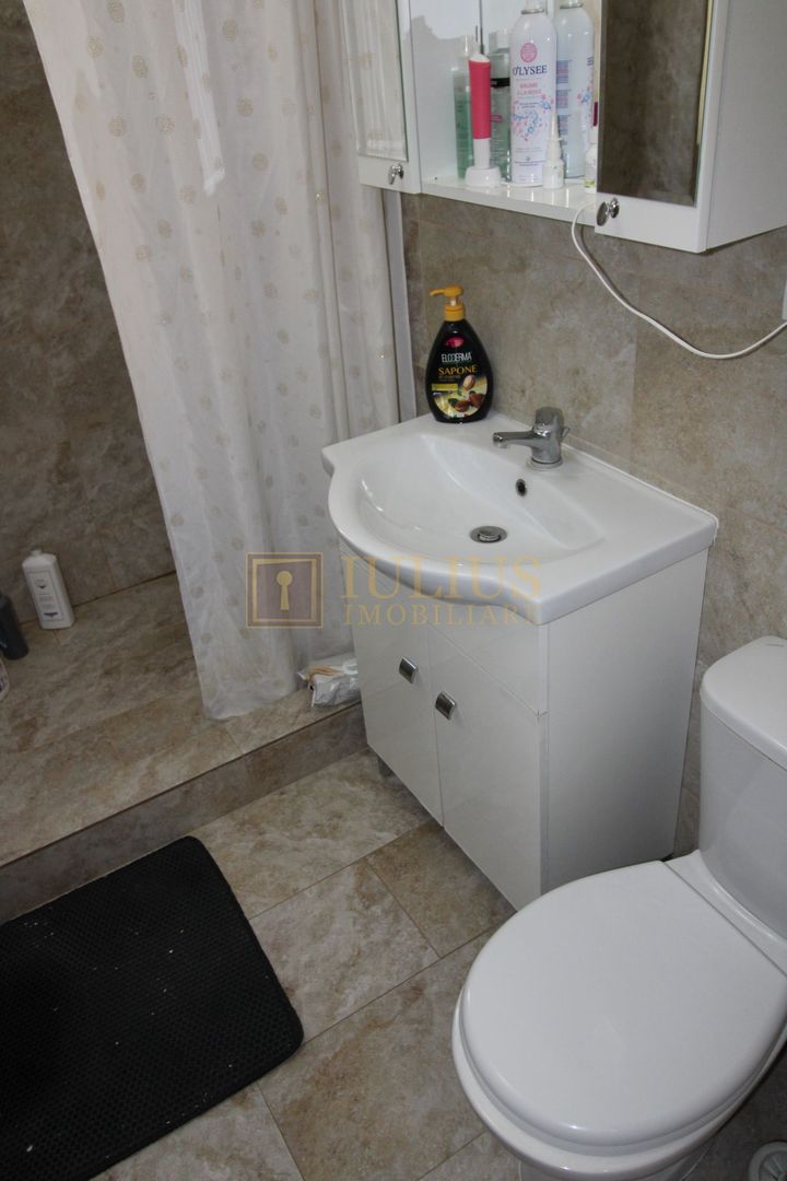 3 camere,  Giroc, la 10 min de Spitalul Judetean, loc parcare inclus - Poză 22