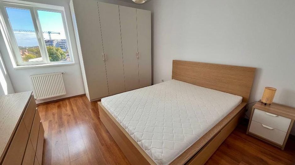 APARTAMENT SPATIOS SI LUMINOS ZONA STEFAN CEL MARE - Poză 8