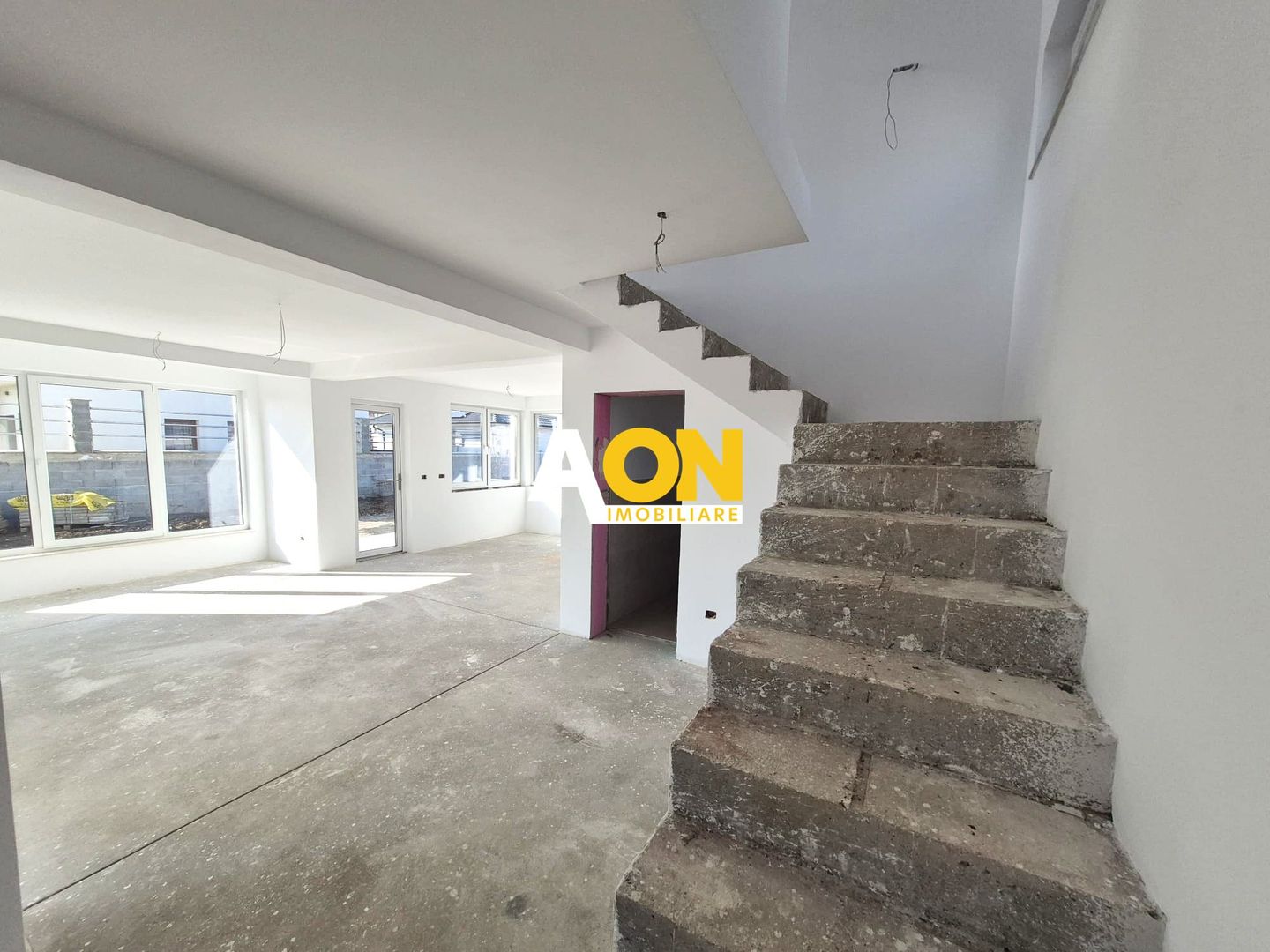 Casa 4 Camere, 138 mp, P+M, Teren 400 mp, Toate Utilitatile, Micesti - Poză 9