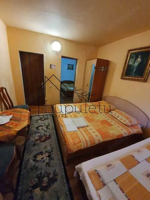 Pensiune de vânzare | 400 MPU | 10 Camere | Rasinari - Curmatura - Poză 7