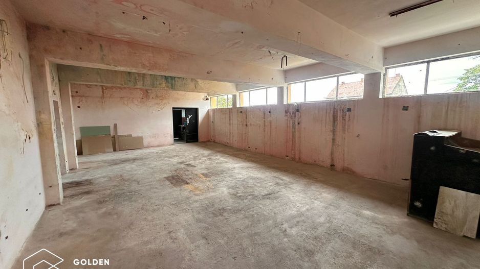 Oportunitate! Spatiu comercial Seleus, parter+etaj, 180 mp - Poză 12