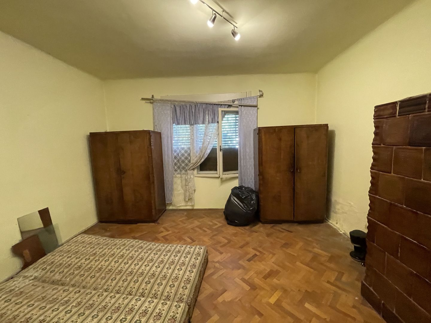 Casa de vanzare zona Mehala-Cetatii - Poză 8