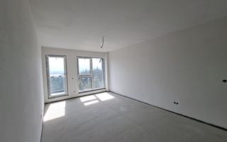 Apartament premium 3 camere + curte 50 mp 2 băi 61,4 mp utili Cristian - Poză 4
