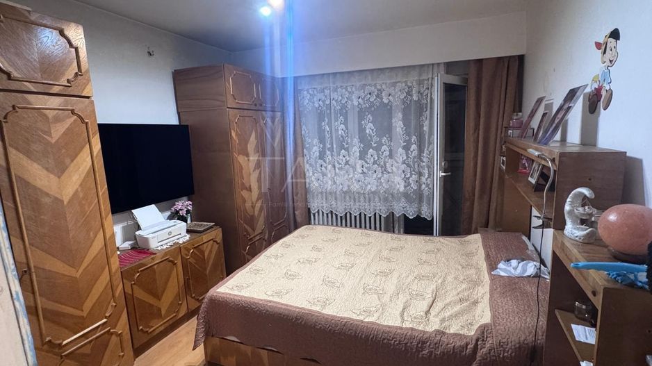Apartament decomandat cu 3 camere, Zona Ion Meșter. - Poză 3