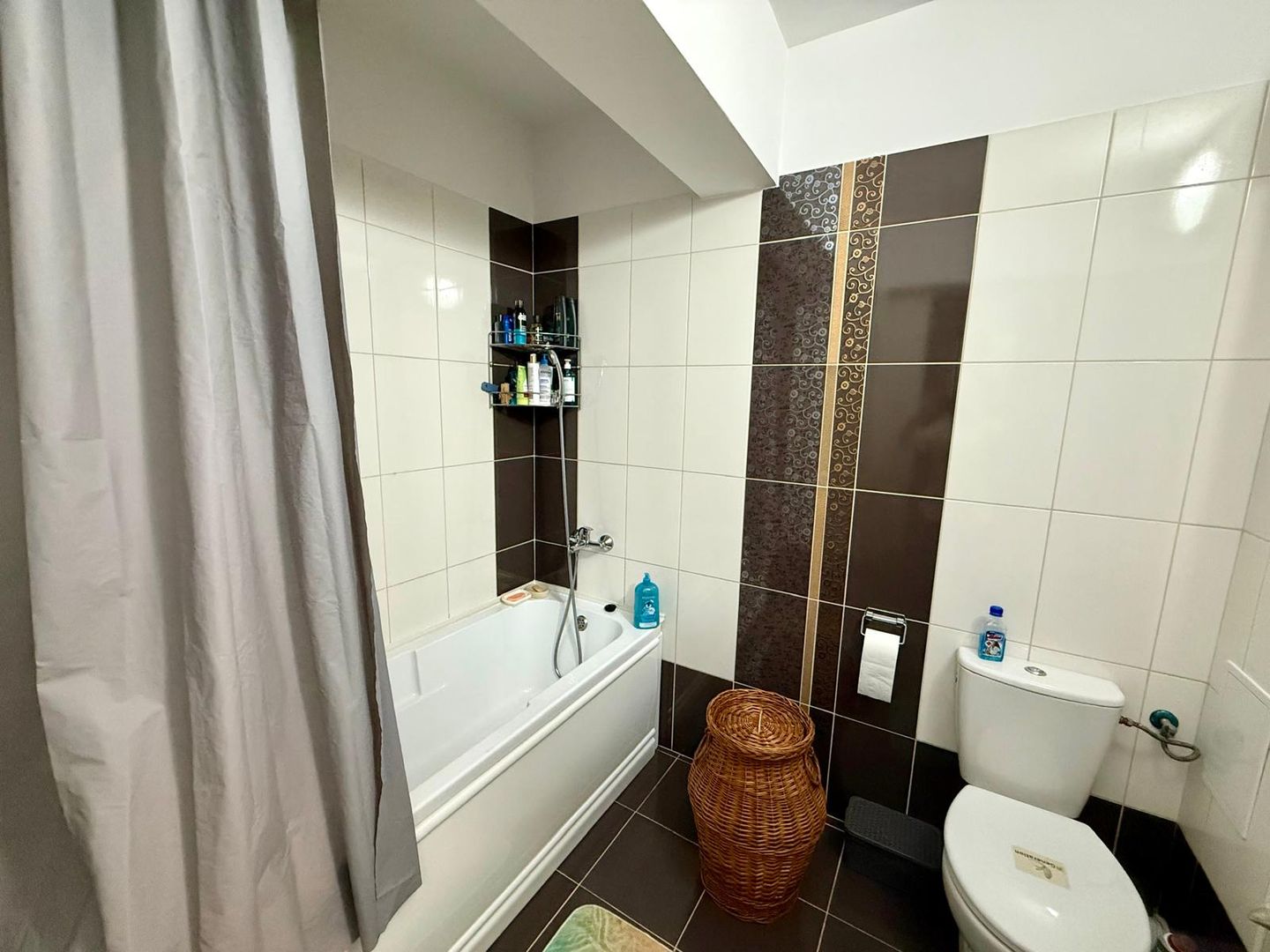 Apartament cu 2 camere de vânzare pe strada Edgar Quinet - Mănăștur - Poză 13