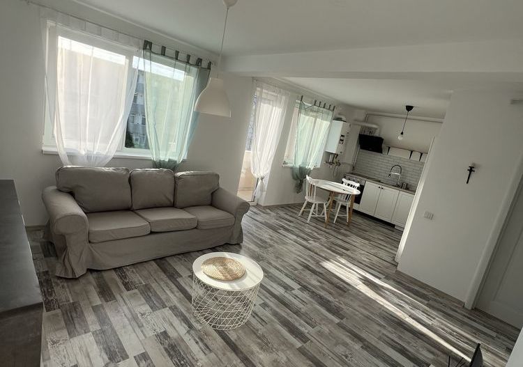 Vand apartament cu 2 camere - Poză 3