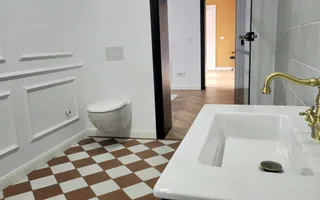 Casă renovată integral – ideală pentru birou/cabinet, sediu de firma - Poză 13