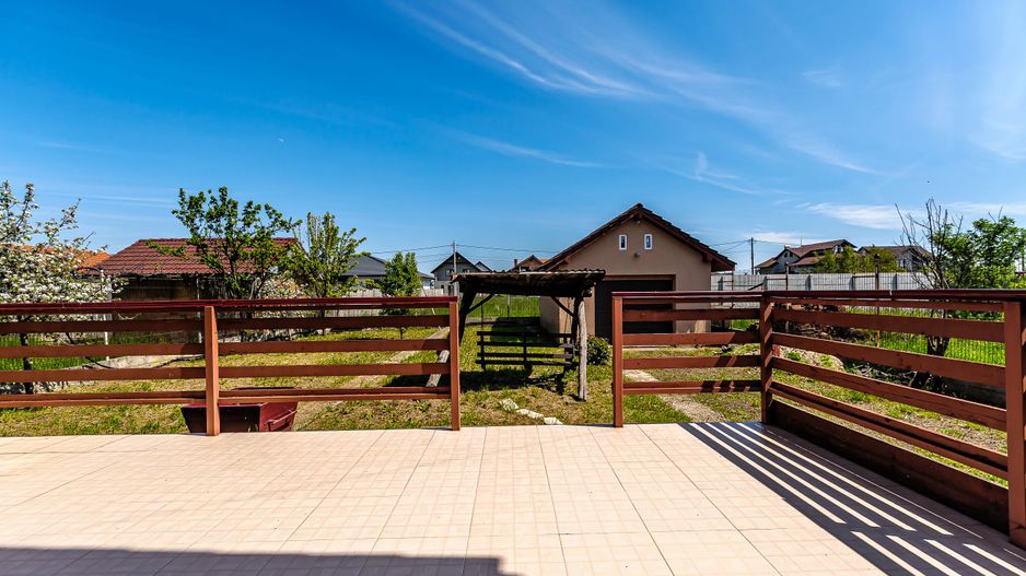 Pret redus Vilă spațioasă la intrare în Zimandcuz - Poză 8