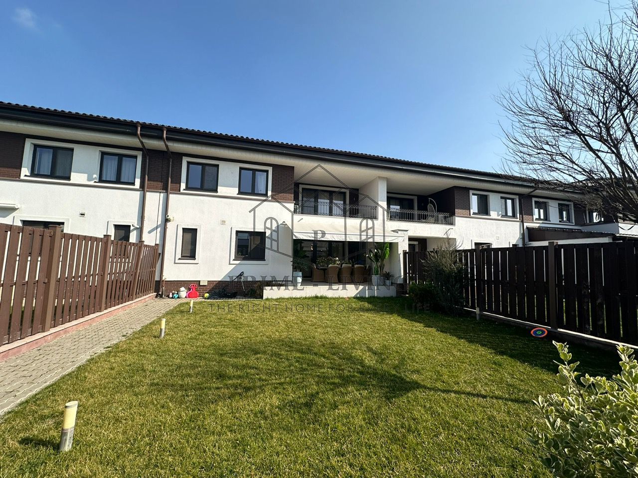 VILA SPATIOASA CU 4 CAMERE LA INCHIRIERE IN COMPLEX REZIDENTIAL - Poză 9