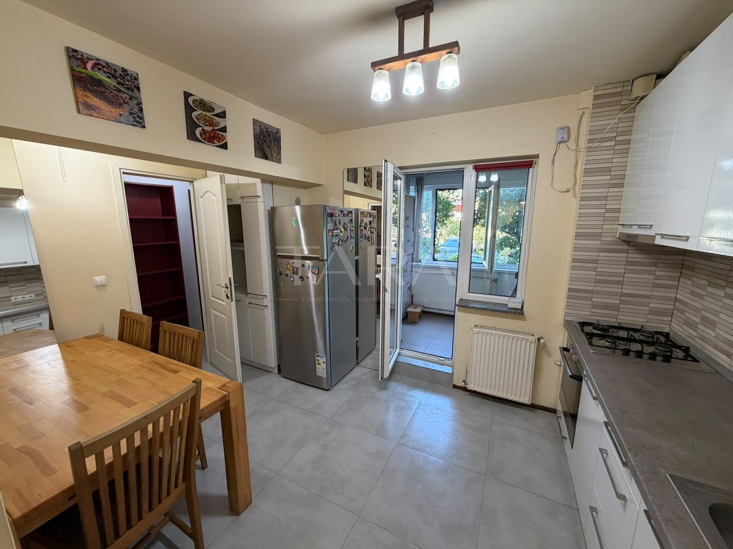 Apartament cu 3 camere, decomandat, 74 mp, pe Calea Dorobanților. - Poză 1