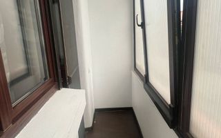 DE VÂNZARE APARTAMENT 3 CAMERE | 18 MIN METROU UNIVERSITATE | ZONA CENTRALĂ - Poză 7