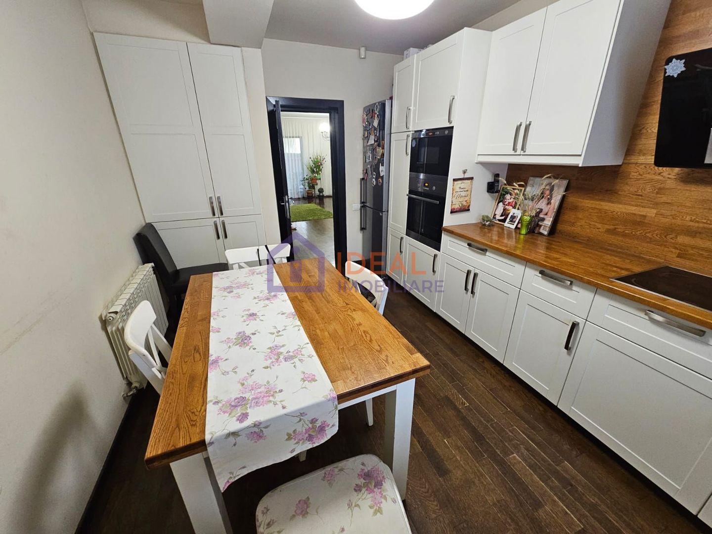 Casa Mobiltata-Utilata cu 4 camere,  pe Pictor Brana - Poză 4