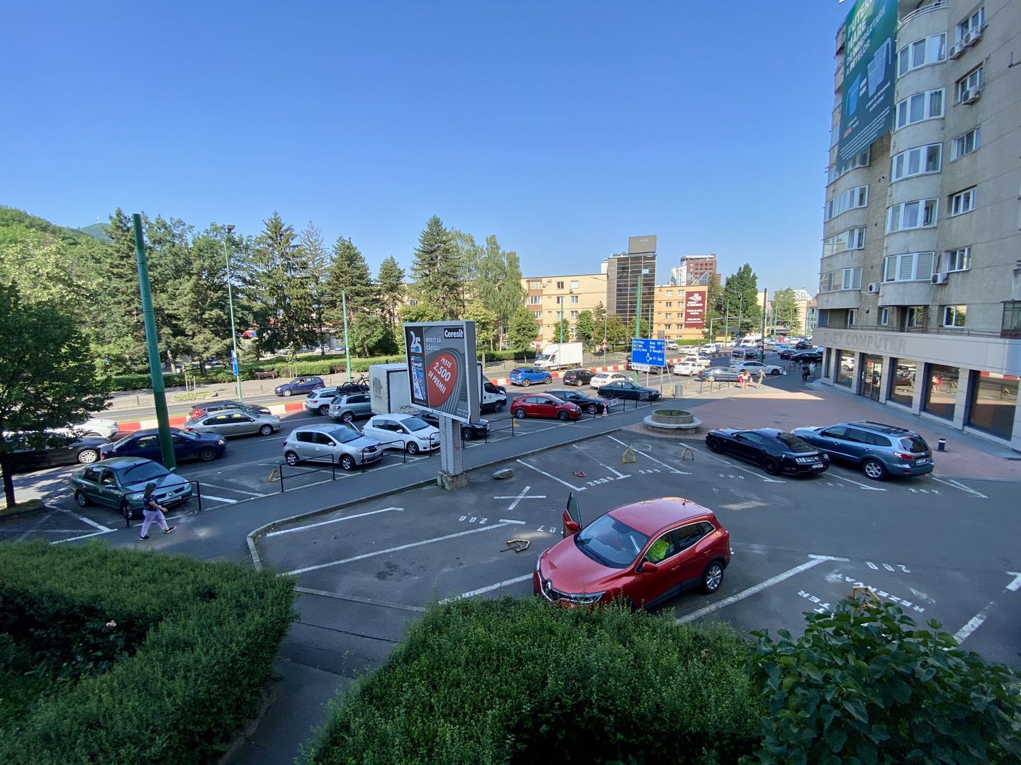 Apartament cu 3 camere in Centrul Civic - Poză 19