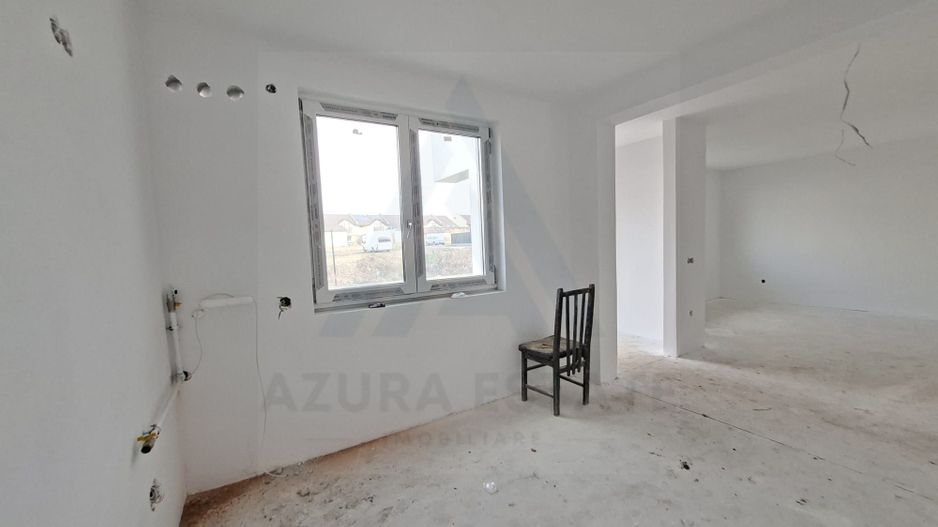 Casa moderna 4 camere 2 bai 2 balcoane si teren 140 mp in Arhitectilor - Poză 15