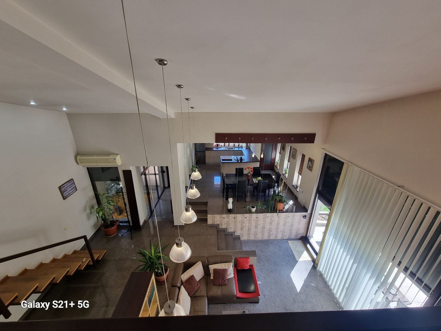 Vilă cu 4 camere de închiriat în zona Braytim cu piscina - Poză 19