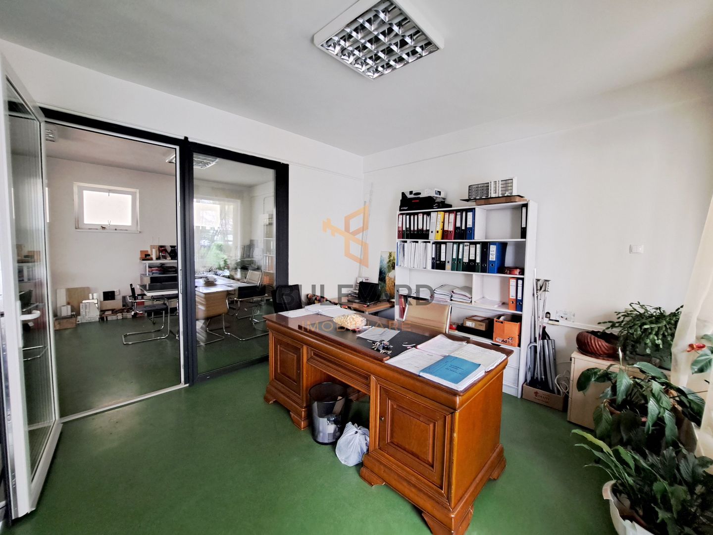 Spatiu cu acces stradal, 2 parcari, cartier Zorilor! - Poză 2