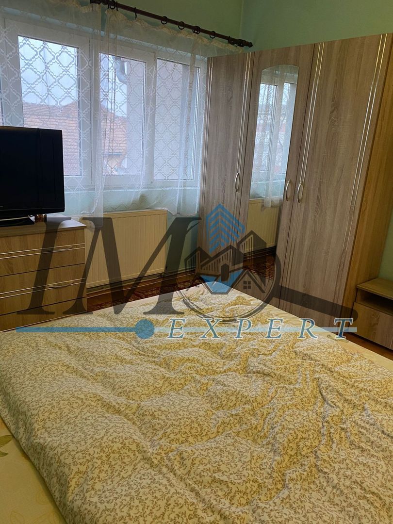 Casa de vanzare in zona Centru Alba Iulia - Poză 3