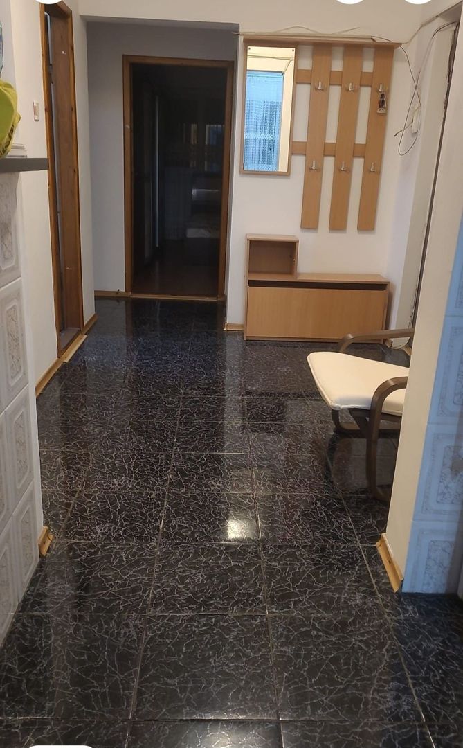 De inchiriat apartament 3 camere, Micro 20, 2100 lei - Poză 6