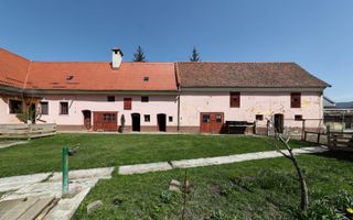 Casă Săsească Autentică cu Șură Impresionantă în Cristian – Teren 2729mp - Poză 14