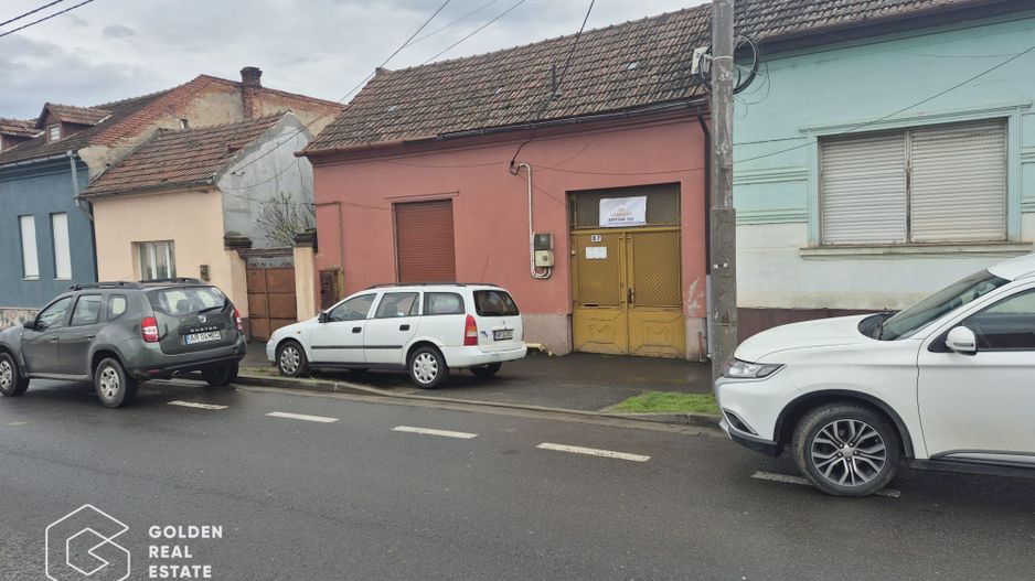 Casa cu 2 corpuri de cladire, Aradul Nou - Poză 1