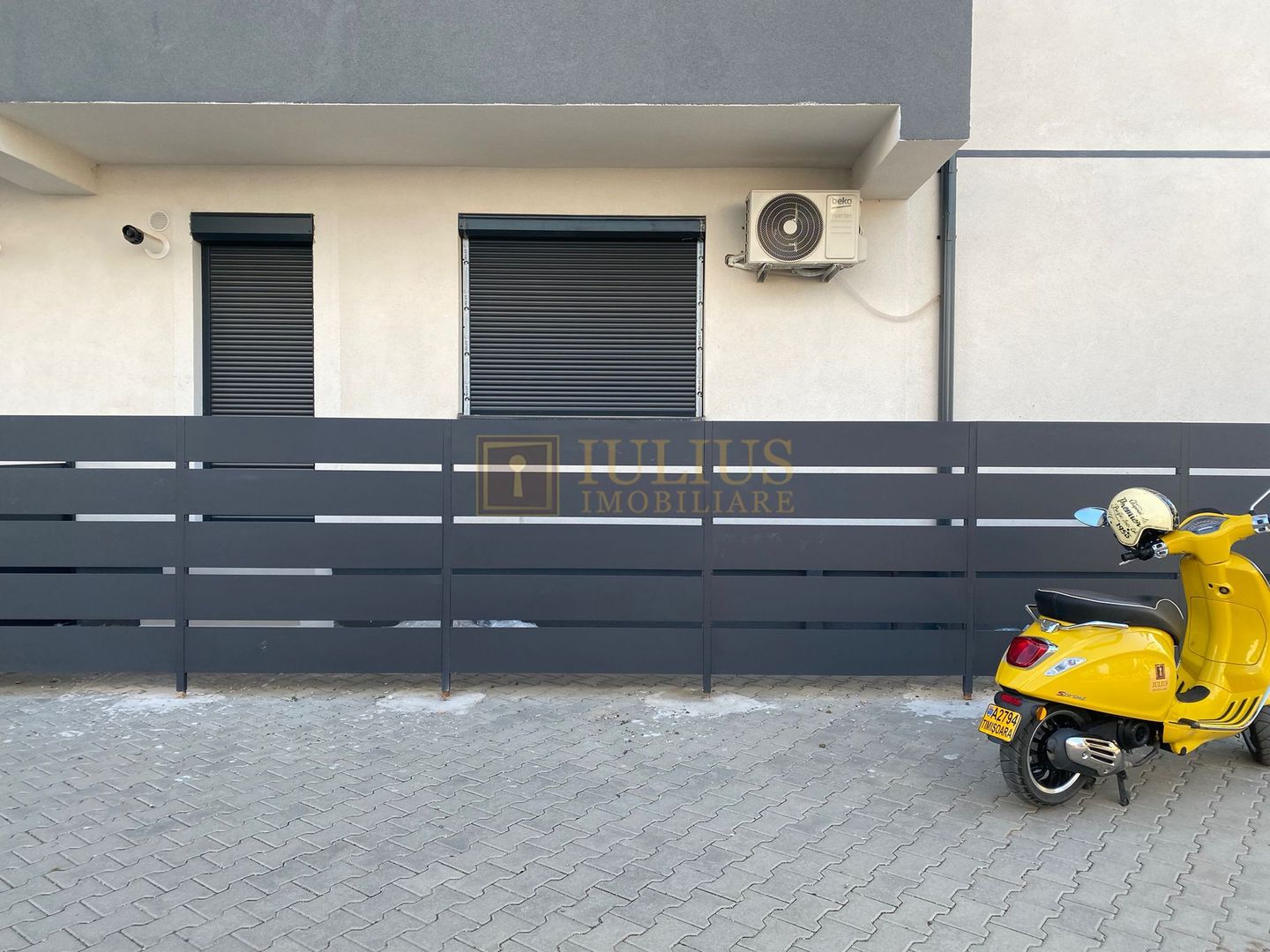 Exterior sud-Braytim. Parter cu terasa; la prima inchiriere. - Poză 1