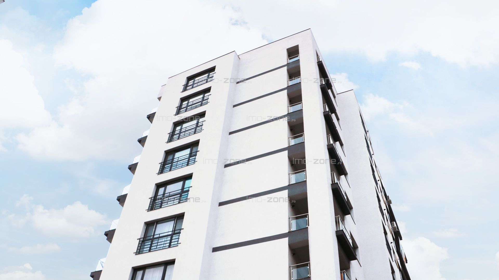 The Building 54 - Uverturii 155 - Poză 2