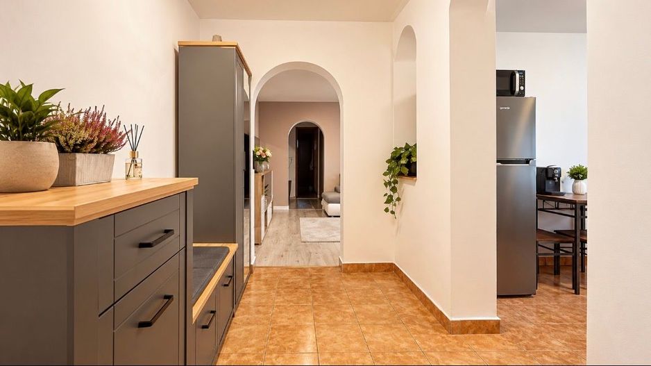 Apartament 3 camere, Rogerius, Etaj intermediar - Poză 5