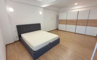 Vila cu 5 camere *200mp* + Teren *300* / 3 locuri de parcare // Pipera - Poză 13