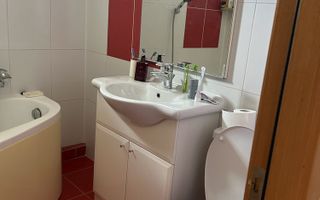 3 camere decomandat, centrala proprie, parcare inclusă, AC în fiecare cameră - Poză 7
