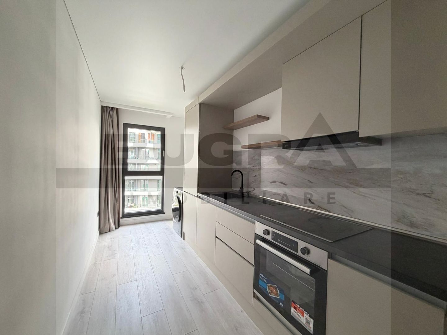 Apartament 3 camere modern, prima inchiriere, garaj, zona UMF - Poză 7