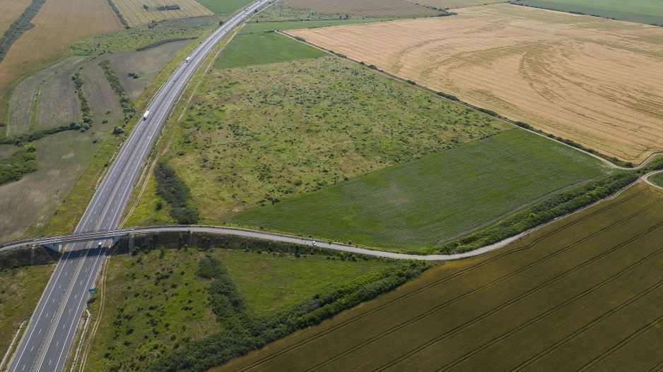 Teren 12 ha la Autostrada A1 cu PUZ aprobat - Poză 8