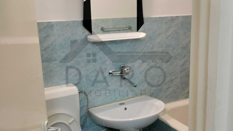 Dau în chirie apartament cu 2 camere in Tudor,Tg Mureș - Poză 6