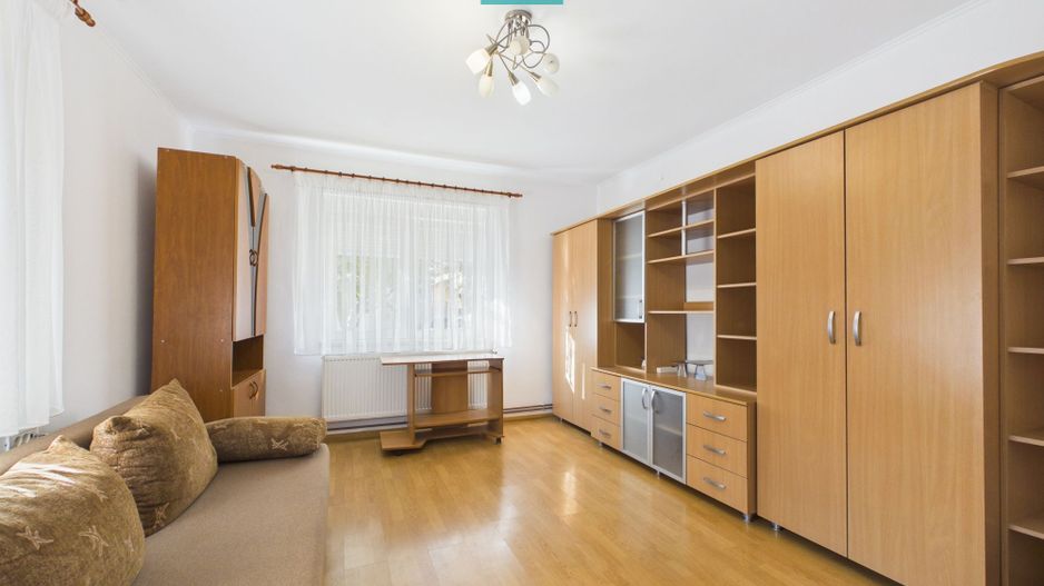 Casă cu 2 apartamente în Grădiște - Poză 14