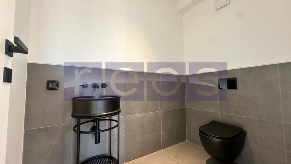 DE VANZARE PENTHOUSE 200MP | 4 CAMERE | DESIGN DEOSEBIT | FINISAJE LUX - Poză 19