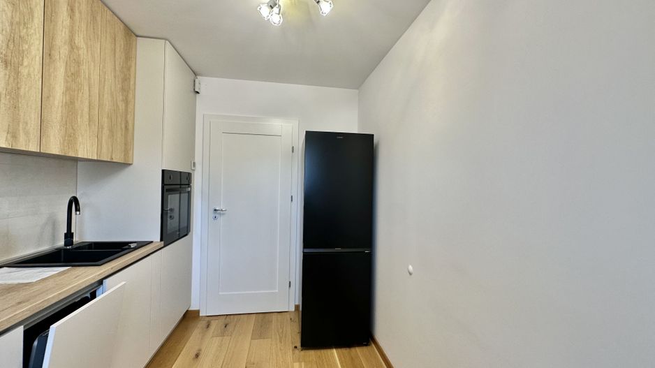 Apartament cu 3 camere decomandat de inchiriat, Urban Plaza - Poză 5