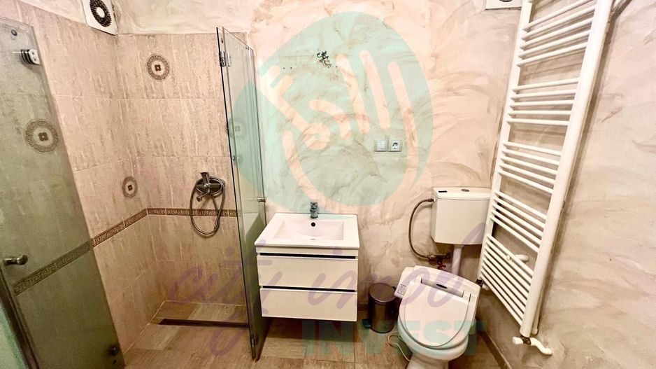 Vila eleganta renovata si consolidata | Parc Carol| Marasesti - Poză 6