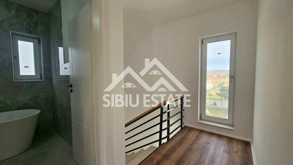 Casa Sibiu Vest, zona Cristian - Poză 19