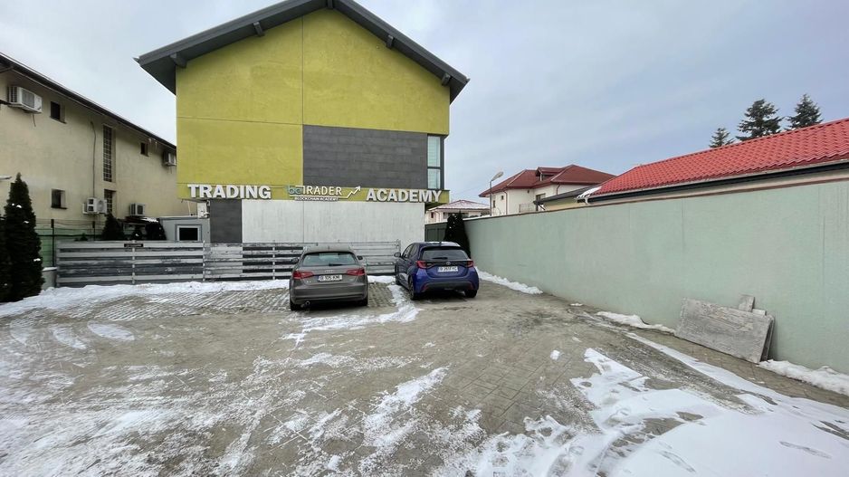 VILA DE INCHIRIAT PARCARE   BIROURI ZONA  PIPERA - Poză 18