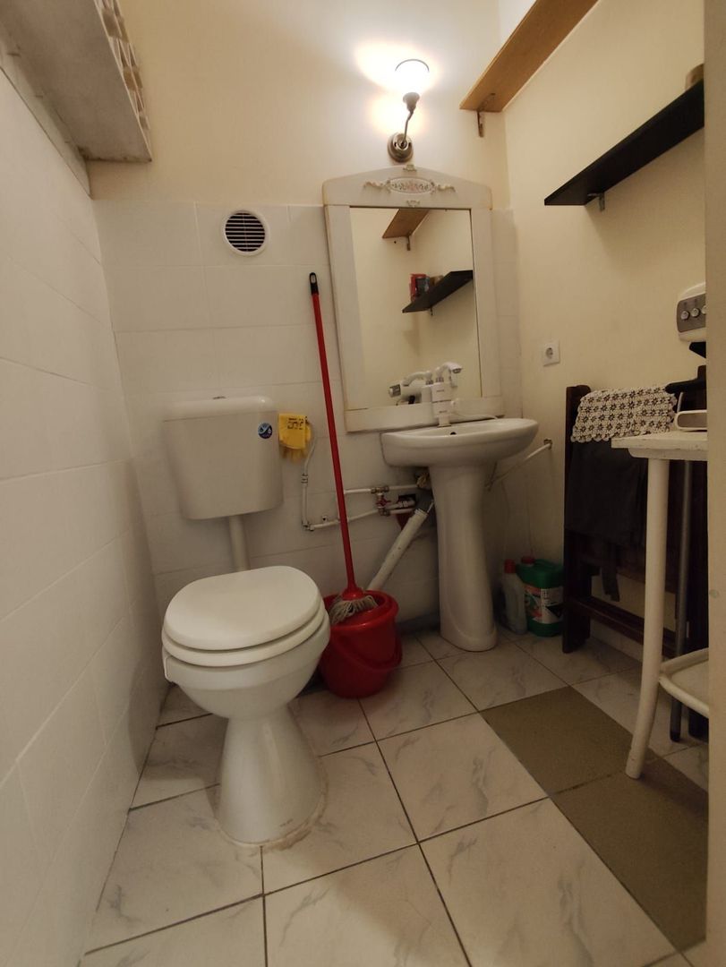 Spatiu comercial de inchiriat – ultracentral, str. Ady Endre, Oradea - Poză 9