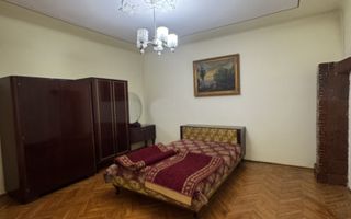 De vânzare Casă în Grădiște, curte + grădină proprie generoasă Arad - Poză 11