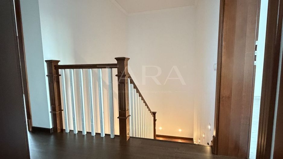 Casă tip duplex, modernizată integral, în zona Terra – Florești. - Poză 7