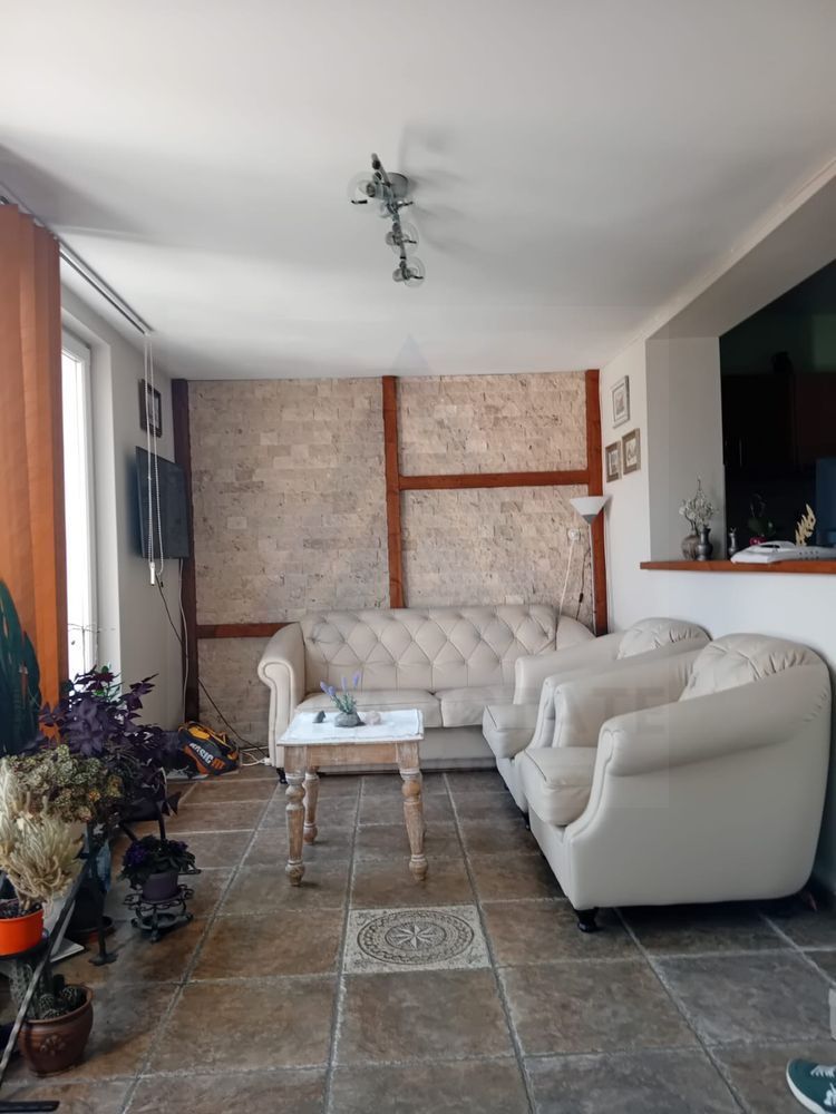 Casa cu etaj 113 mp utili curte libera 350mp garaj cu pod Gusterita - Poză 6