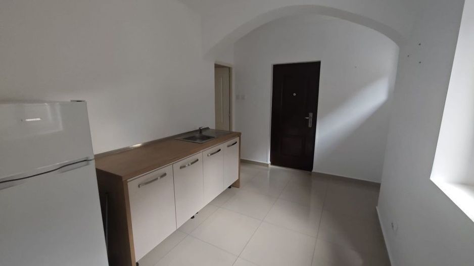 Inchiriere apartament Dorobanti 2 Camere Nemobilat - Poză 2