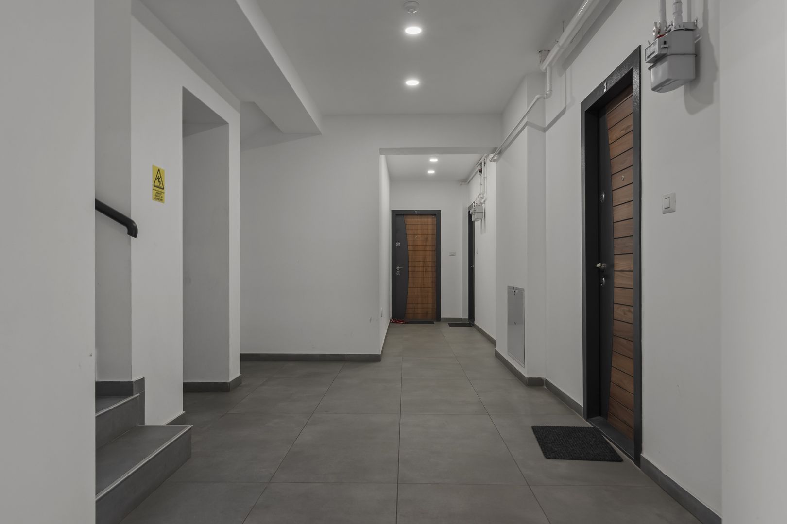 Apartament 2 Camere Otopeni SUPERB 23 august - Poză 12